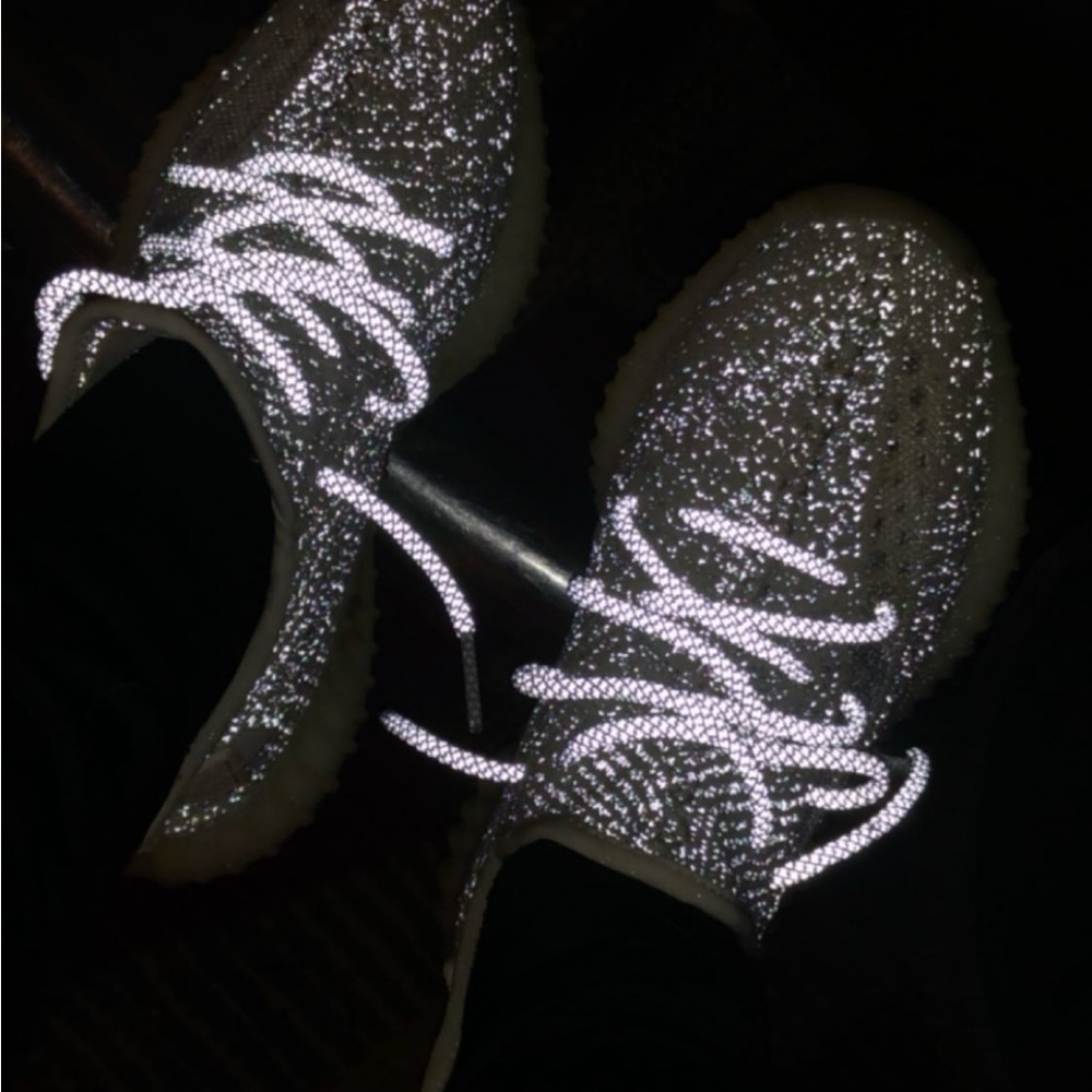 Yeezy 350 v2 static reflective